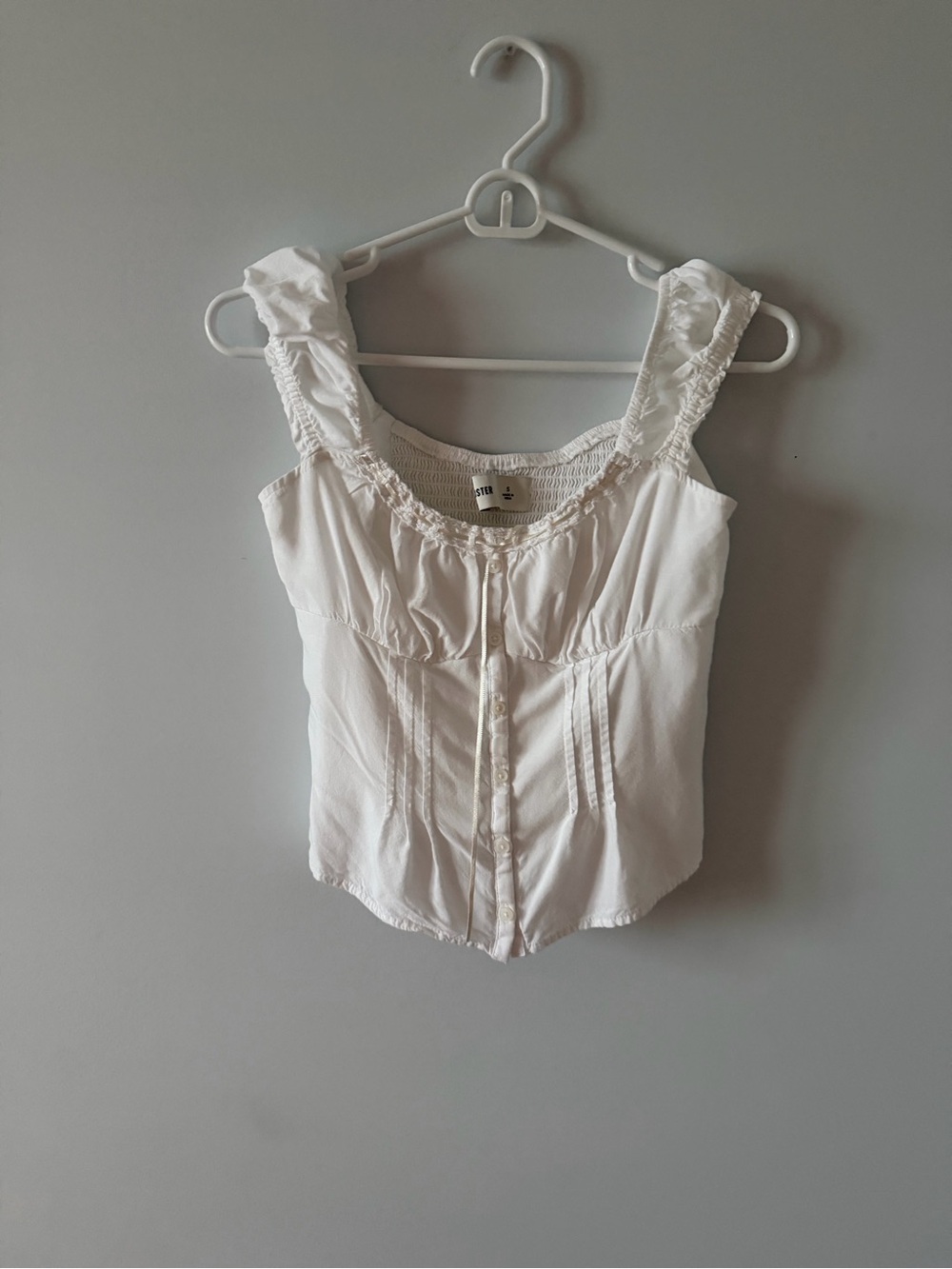 Hollister Cream Ruffled Strap Button-Front Tank